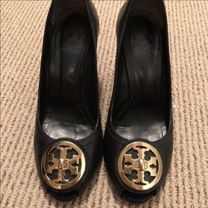 Tory Burch Sally Peep Toe Wedge Black Gold Emblem